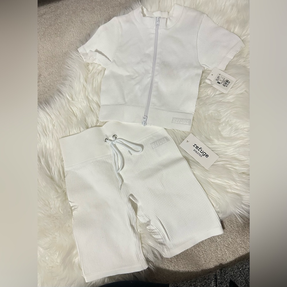 Forever 21 White Ribbed Shorts